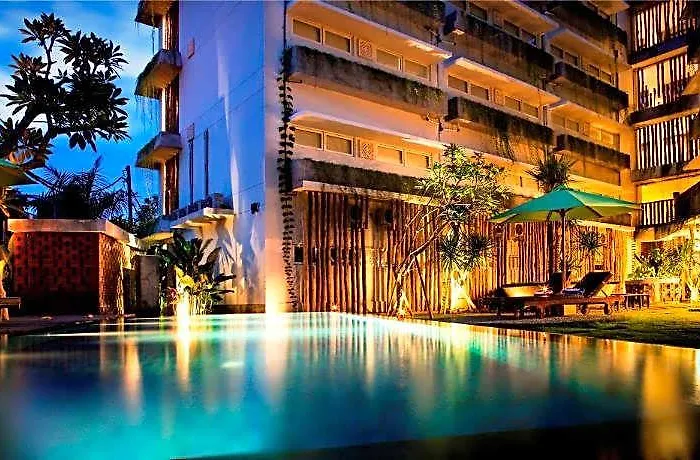 Grandmas Airport Hotel