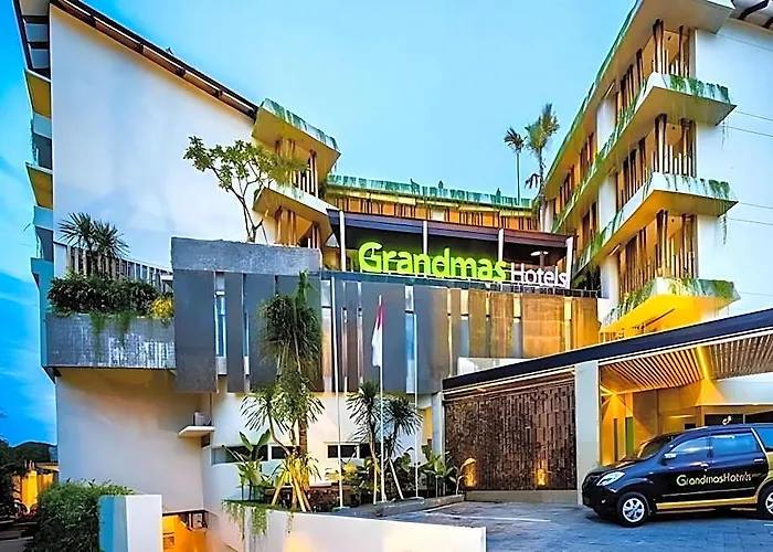 Hotel Grandmas Airport 3*